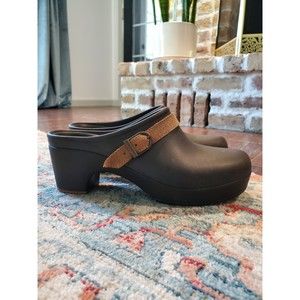 Crocs Dual Comfort Sarah 203631 Brown Closed Chunky Heel Womens Mules - SZ 7